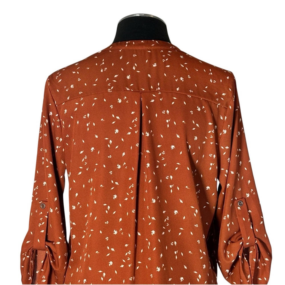 Lush - Warren Pullover Split Neck ¾ Roll Tab Slee… - image 7